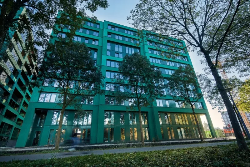 To Be At Location Westerpark West 1